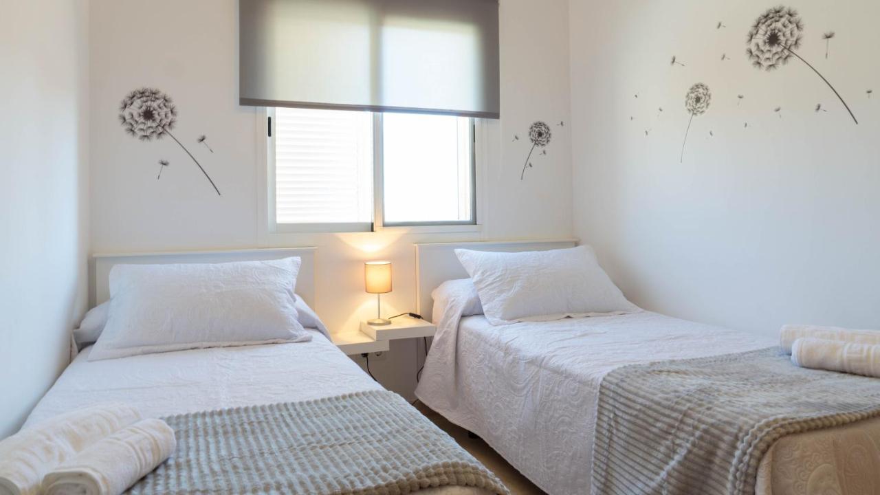 فيلا بيناخارافيفي Luxury Modern House Malaga المظهر الخارجي الصورة