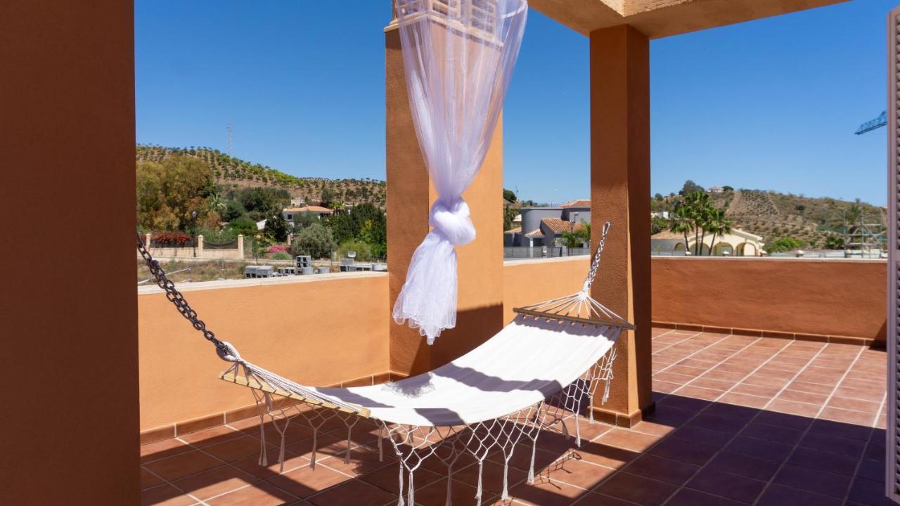 فيلا بيناخارافيفي Luxury Modern House Malaga المظهر الخارجي الصورة